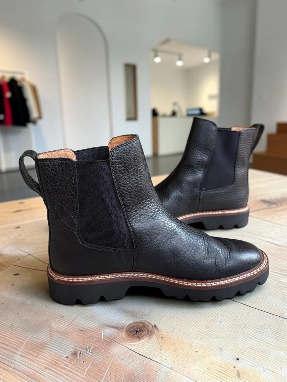 Madewell textured black